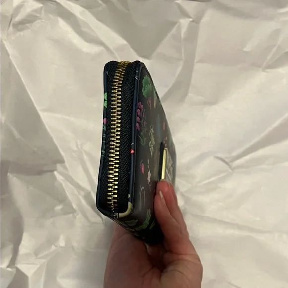 Loungefly Harry Potter Herbology Wallet - Picture 4 of 6